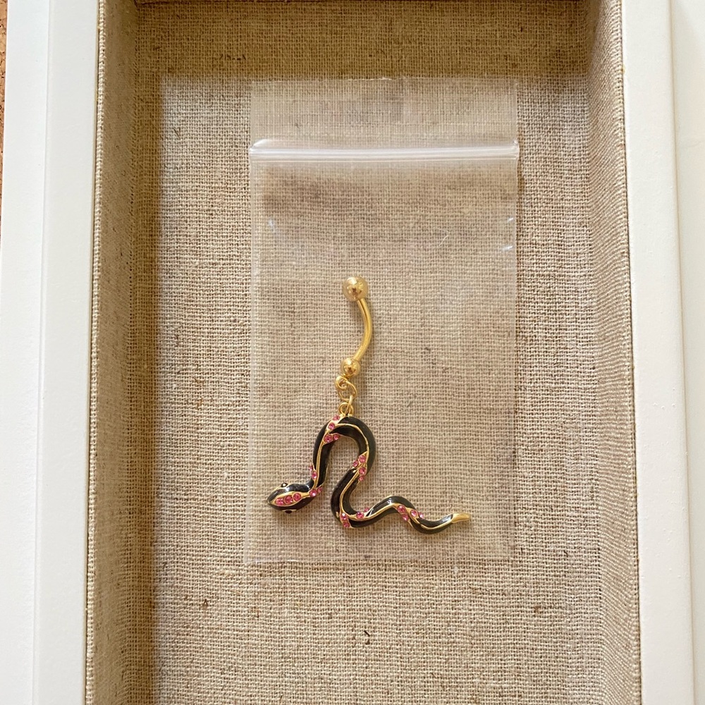 NWT!‼️SNAKE BELLYBUTTON RING! - Picture 5 of 7
